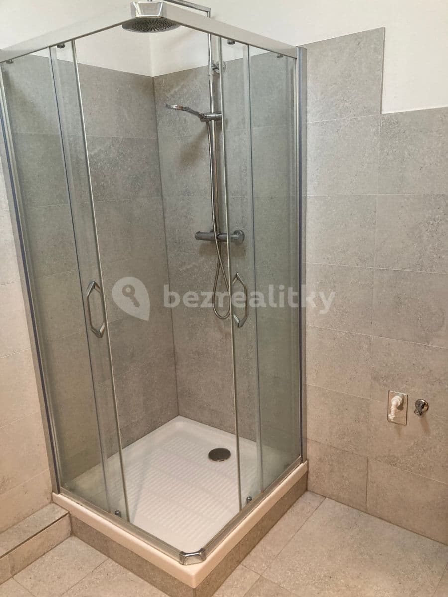 Pronájem bytu 1+kk 36 m², Lačnovská, Praha, Praha Pronájem bytu 1+kk 36 m², Lačnovská, Praha, Praha