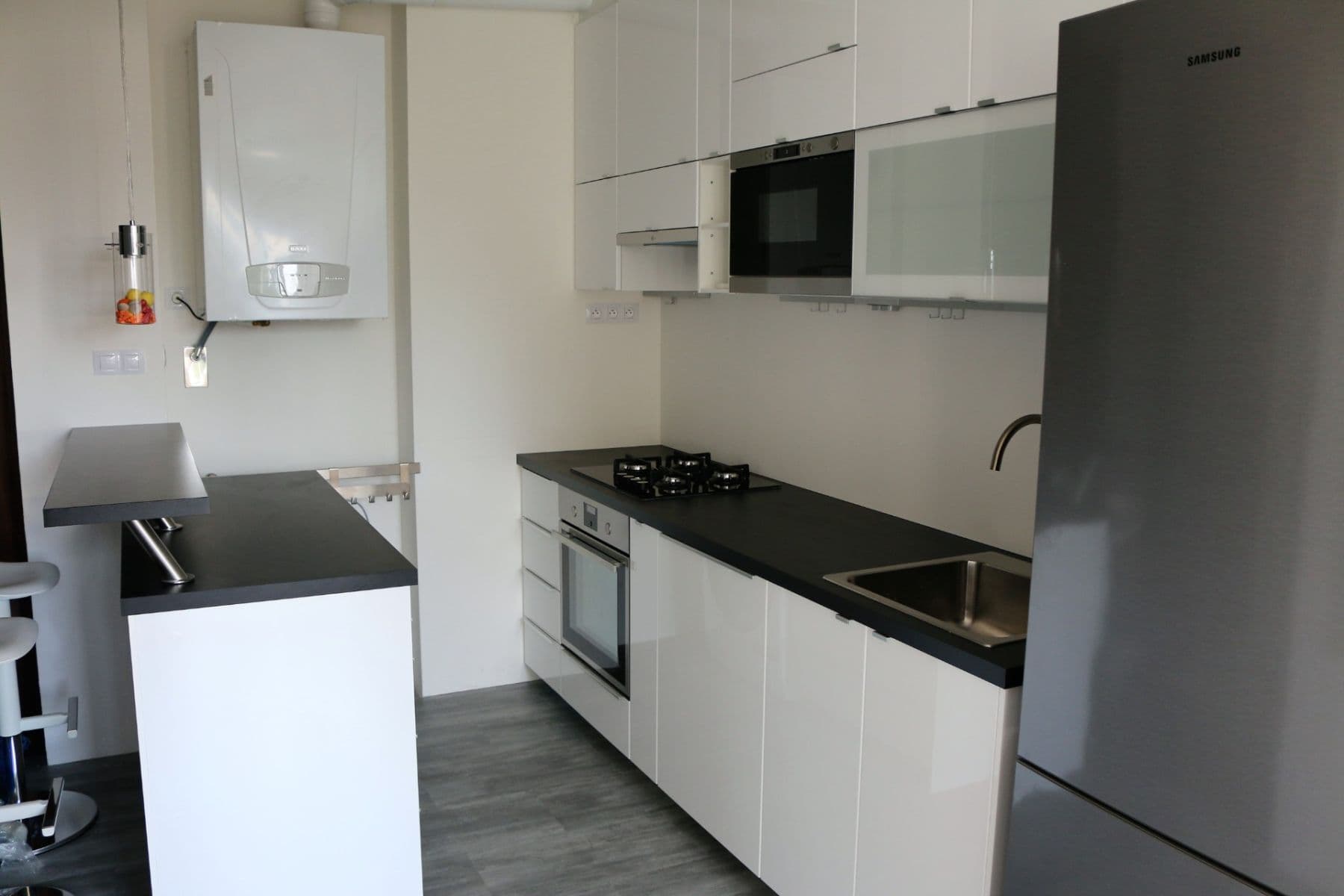 Pronájem bytu 2+kk 46 m², Renneská třída, Brno, Jihomoravský kraj Pronájem bytu 2+kk 46 m², Renneská třída, Brno, Jihomoravský kraj