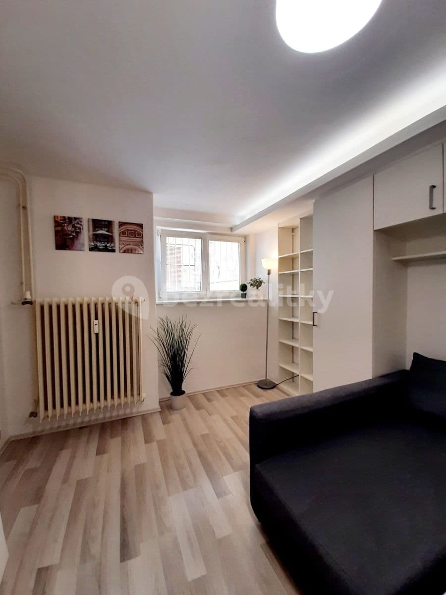 Pronájem bytu 1+kk 25 m², Bajkalská, Praha, Praha Pronájem bytu 1+kk 25 m², Bajkalská, Praha, Praha