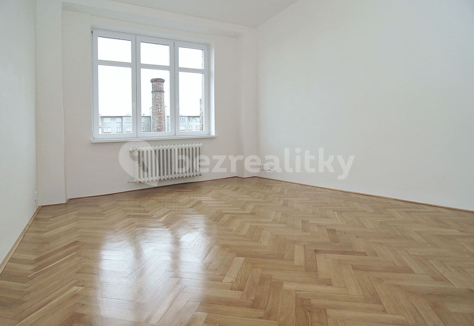 Pronájem bytu 3+1 89 m², Přístavní, Praha, Praha Pronájem bytu 3+1 89 m², Přístavní, Praha, Praha