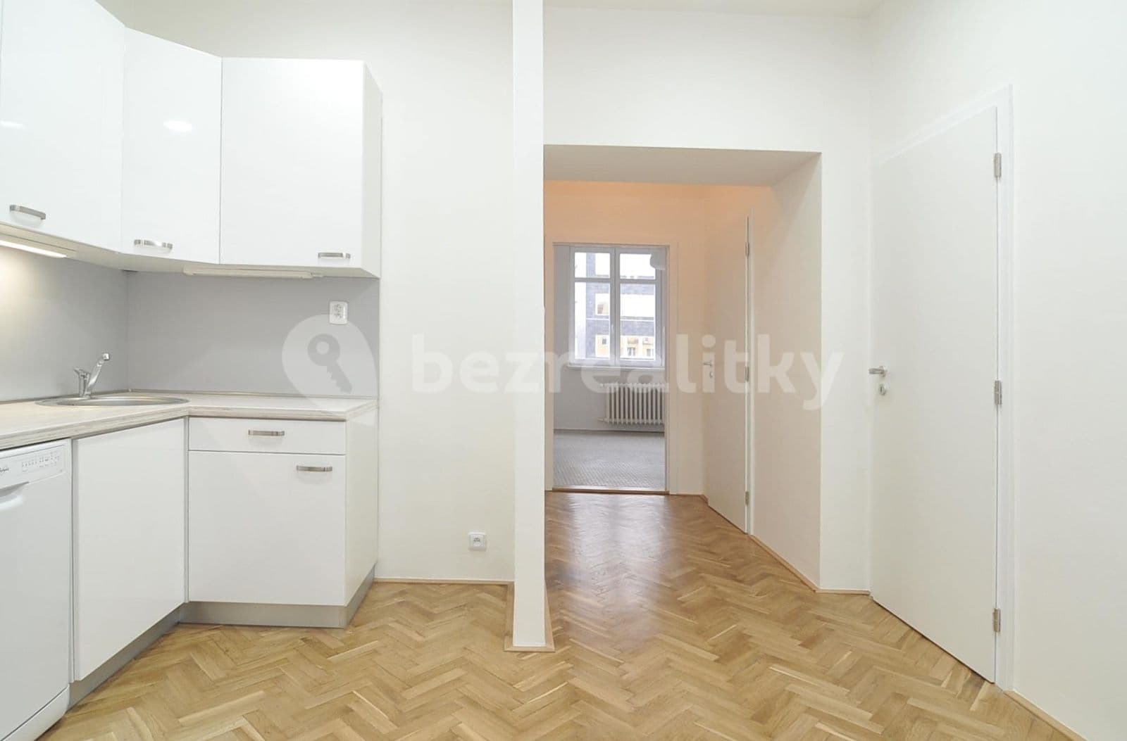 Pronájem bytu 3+1 89 m², Přístavní, Praha, Praha Pronájem bytu 3+1 89 m², Přístavní, Praha, Praha