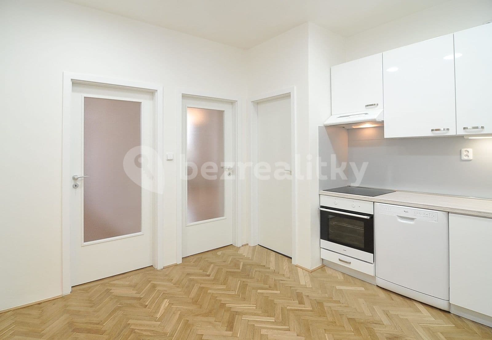 Pronájem bytu 3+1 89 m², Přístavní, Praha, Praha Pronájem bytu 3+1 89 m², Přístavní, Praha, Praha