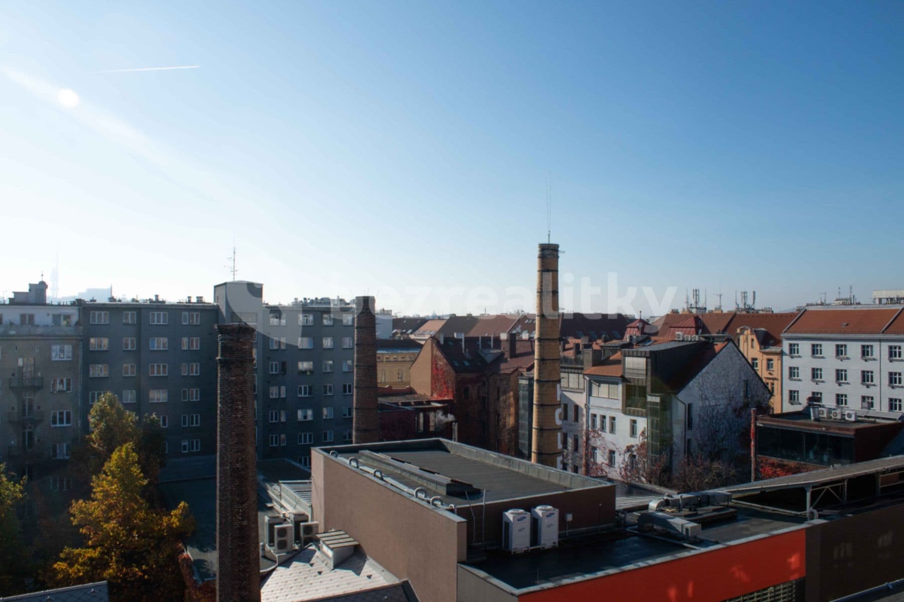 Pronájem bytu 3+1 89 m², Přístavní, Praha, Praha Pronájem bytu 3+1 89 m², Přístavní, Praha, Praha