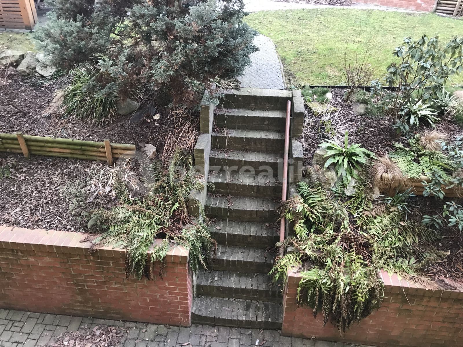 Pronájem bytu 1+kk 31 m², Pod radnicí, Praha, Praha Pronájem bytu 1+kk 31 m², Pod radnicí, Praha, Praha