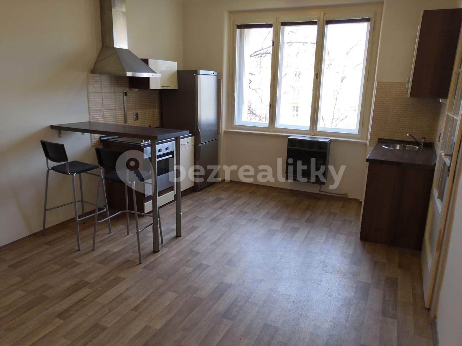 Pronájem bytu 1+kk 30 m², Viklefova, Praha, Praha Pronájem bytu 1+kk 30 m², Viklefova, Praha, Praha