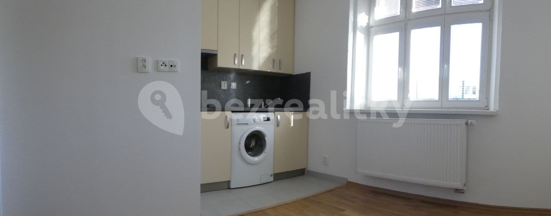 Pronájem bytu Garsoniéra 20 m², Čistovická, Praha, Praha Pronájem bytu Garsoniéra 20 m², Čistovická, Praha, Praha