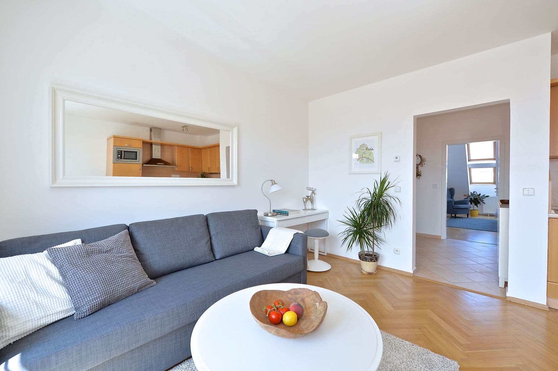 Pronájem bytu 2+kk 57 m², Varšavská, Praha, Praha Pronájem bytu 2+kk 57 m², Varšavská, Praha, Praha