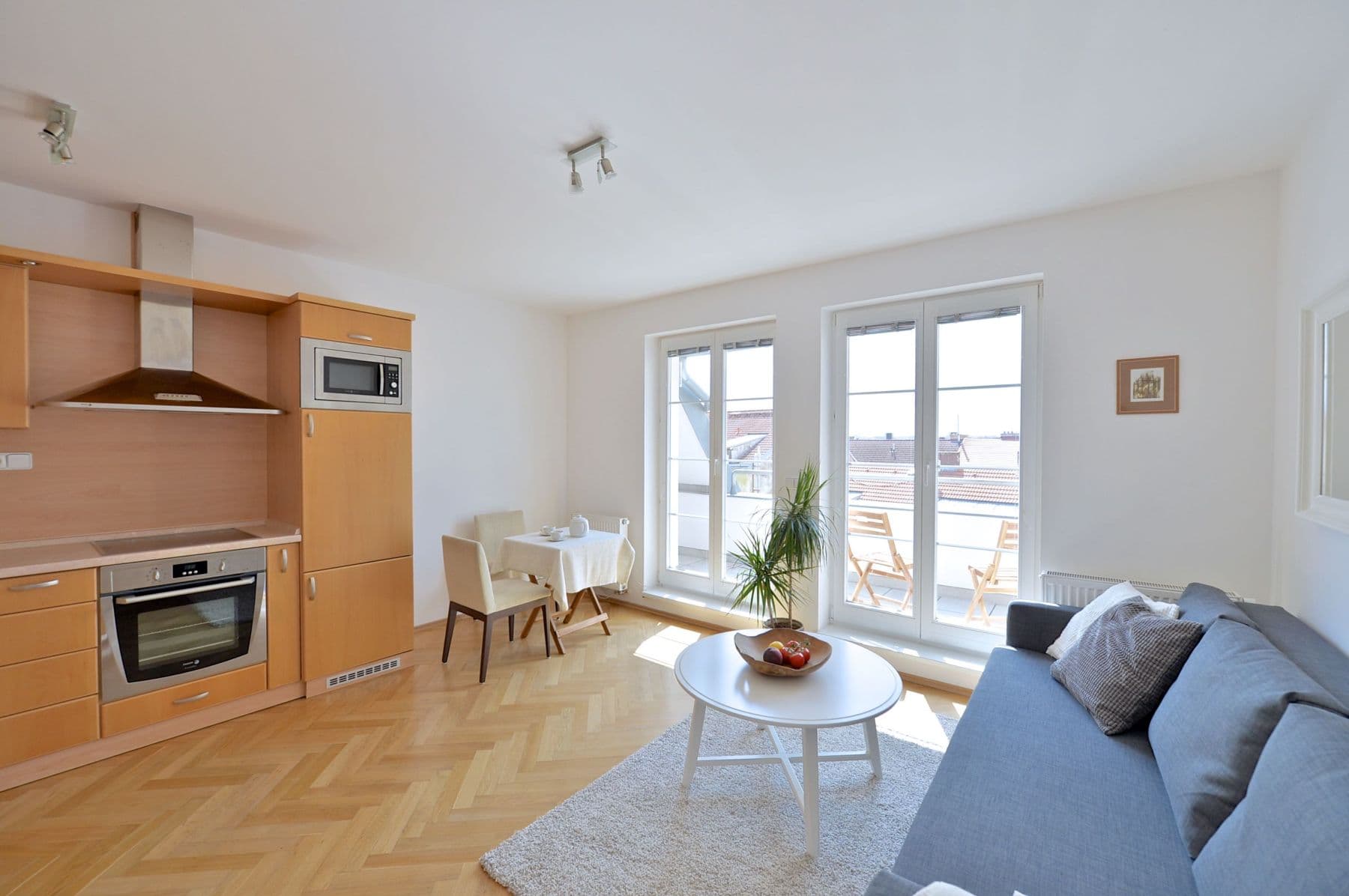 Pronájem bytu 2+kk 57 m², Varšavská, Praha, Praha Pronájem bytu 2+kk 57 m², Varšavská, Praha, Praha