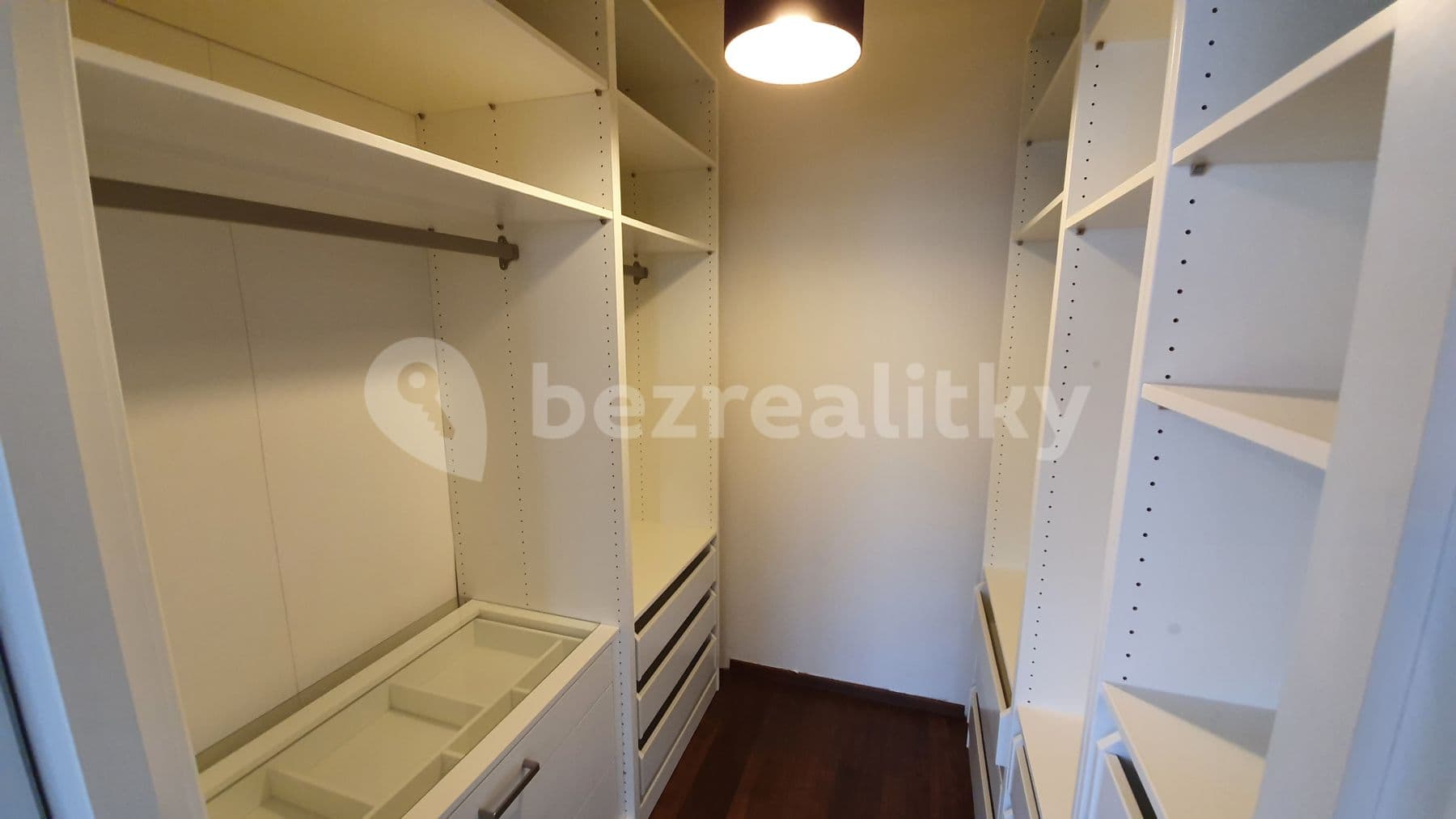 Pronájem bytu 4+kk 172 m², Milotická, Praha, Praha Pronájem bytu 4+kk 172 m², Milotická, Praha, Praha