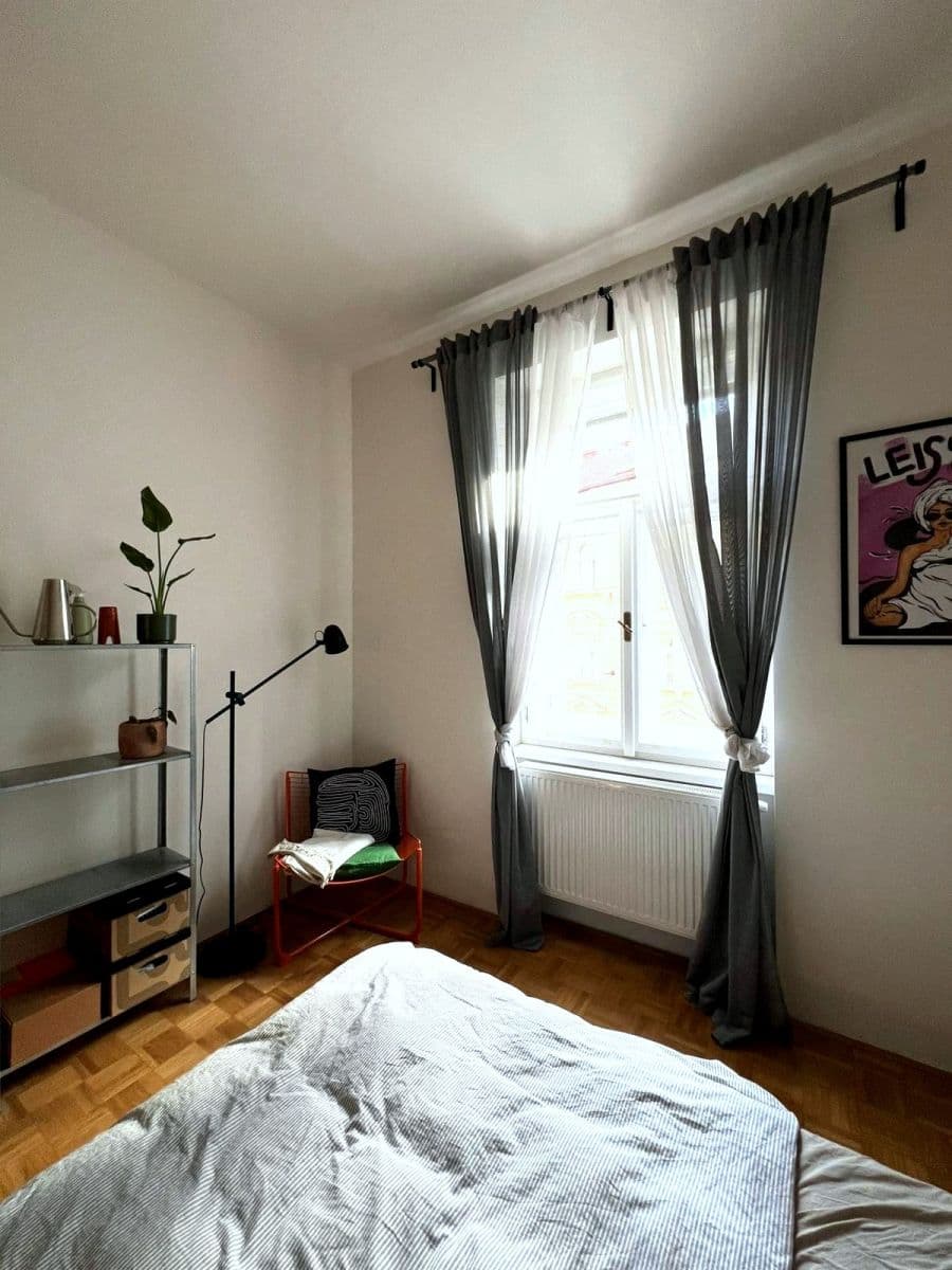 Pronájem bytu Garsoniéra 29 m², Moskevská, Praha, Praha Pronájem bytu Garsoniéra 29 m², Moskevská, Praha, Praha