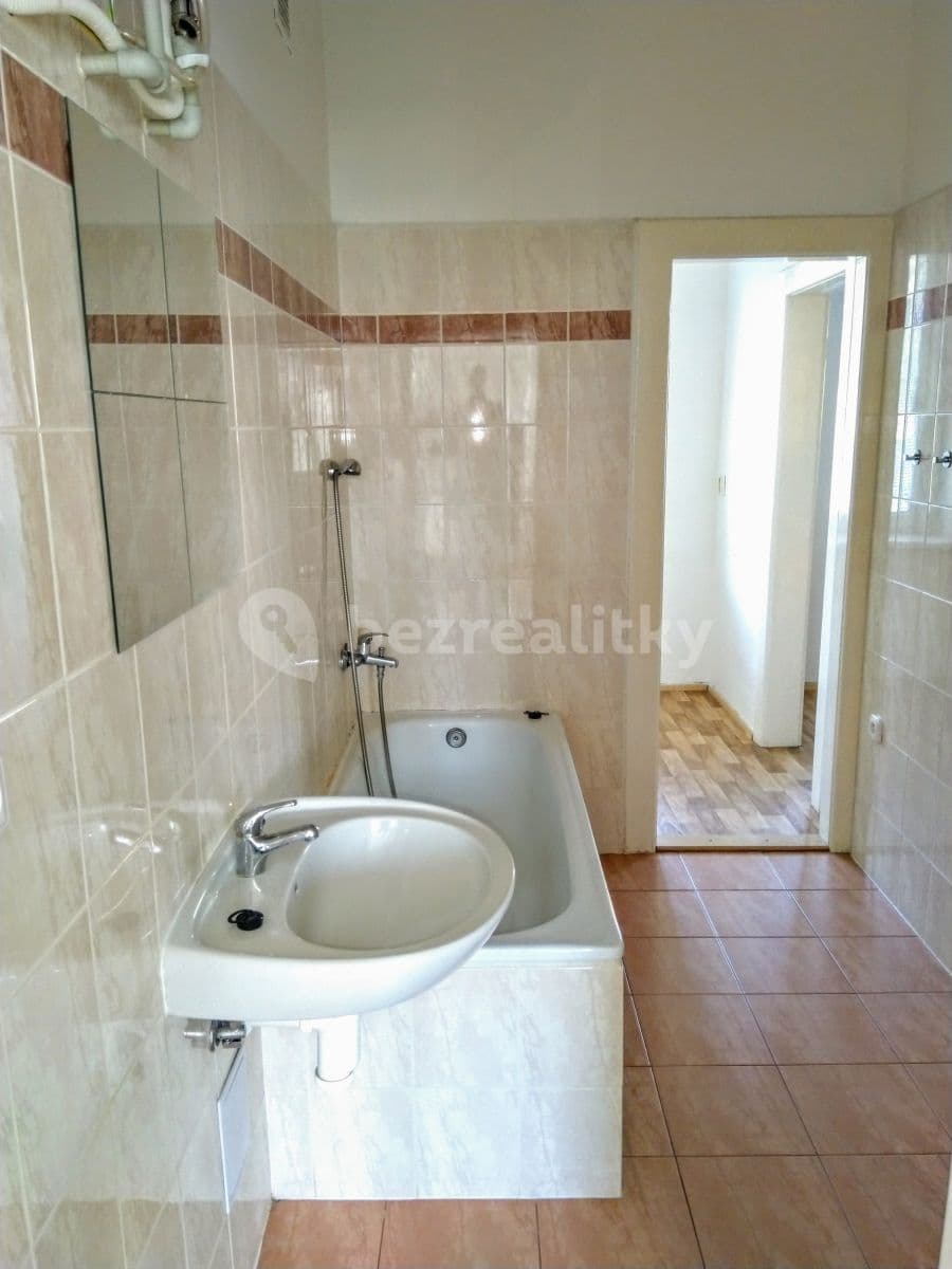 Pronájem bytu 2+1 83 m², nábřeží Doktora Edvarda Beneše, Přerov, Olomoucký kraj Pronájem bytu 2+1 83 m², nábřeží Doktora Edvarda Beneše, Přerov, Olomoucký kraj