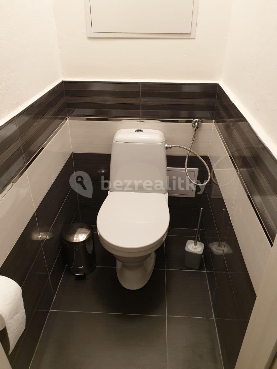 Pronájem bytu 2+1 64 m², Pezinská, Mladá Boleslav, Středočeský kraj Pronájem bytu 2+1 64 m², Pezinská, Mladá Boleslav, Středočeský kraj