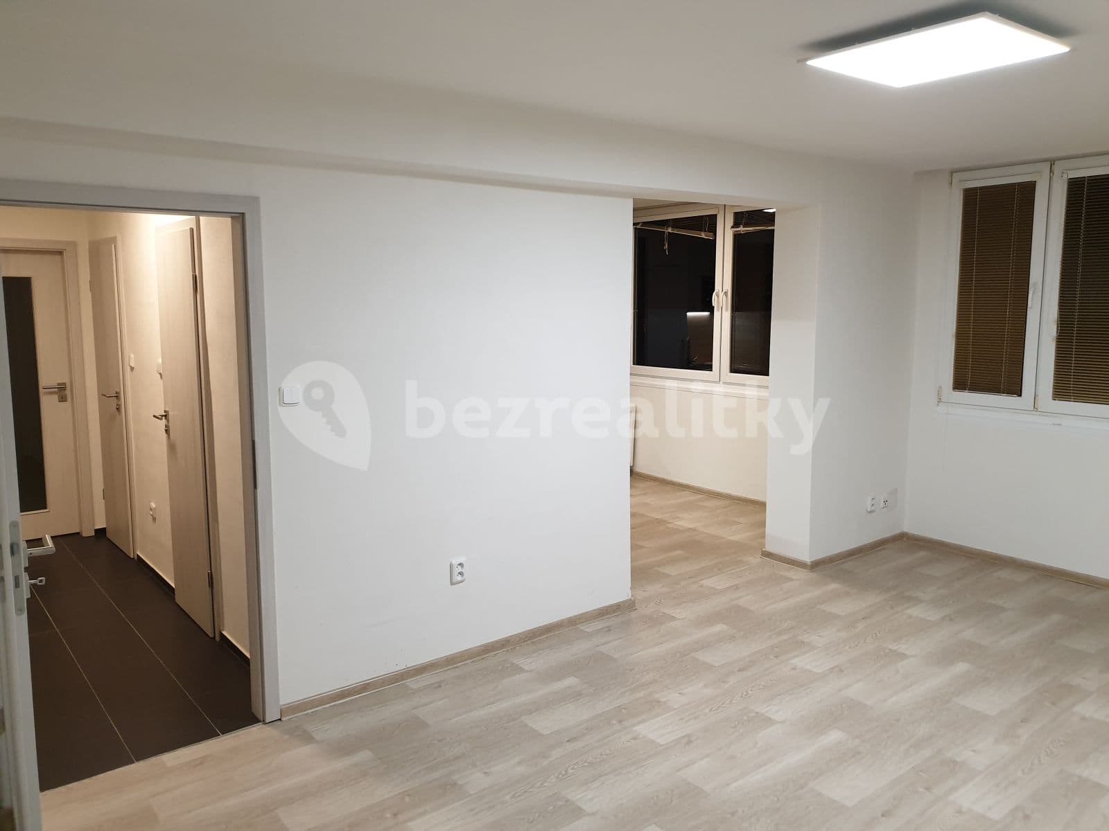 Pronájem bytu 2+1 64 m², Pezinská, Mladá Boleslav, Středočeský kraj Pronájem bytu 2+1 64 m², Pezinská, Mladá Boleslav, Středočeský kraj