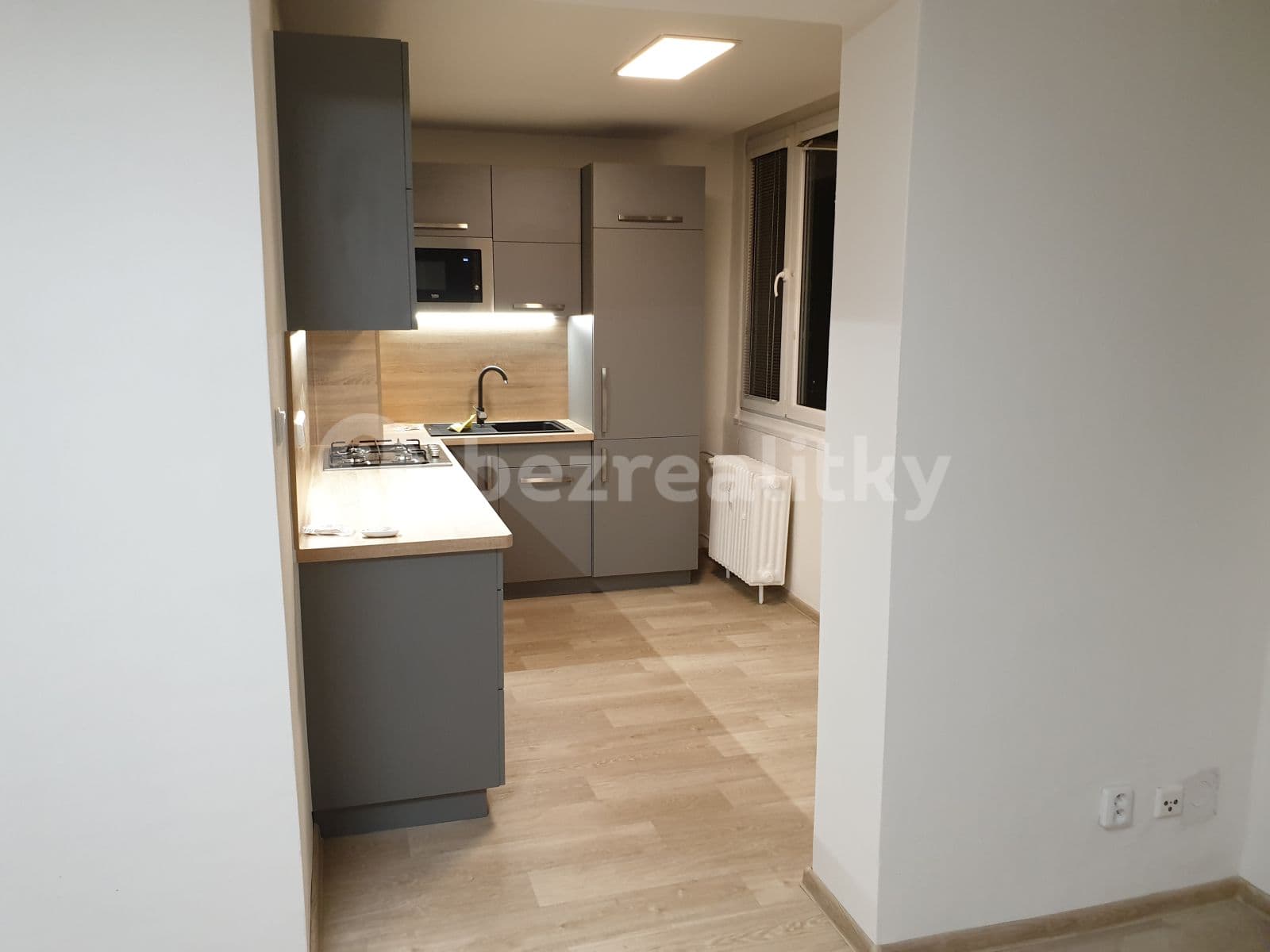 Pronájem bytu 2+1 64 m², Pezinská, Mladá Boleslav, Středočeský kraj Pronájem bytu 2+1 64 m², Pezinská, Mladá Boleslav, Středočeský kraj