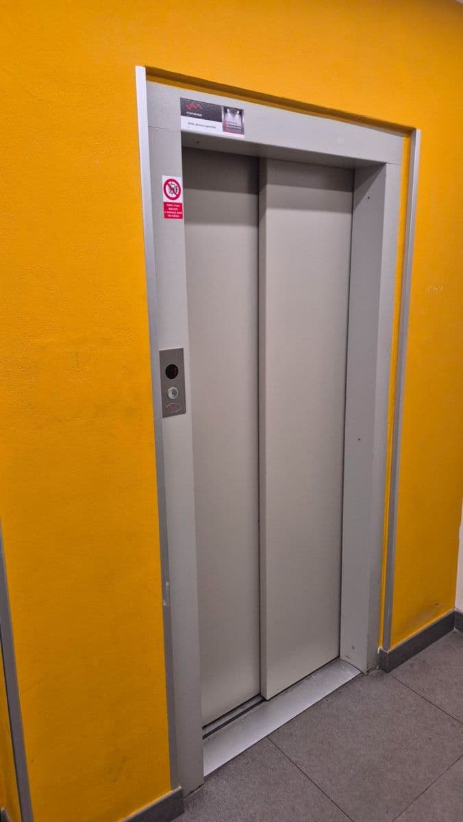 Pronájem bytu 2+1 64 m², Pezinská, Mladá Boleslav, Středočeský kraj Pronájem bytu 2+1 64 m², Pezinská, Mladá Boleslav, Středočeský kraj