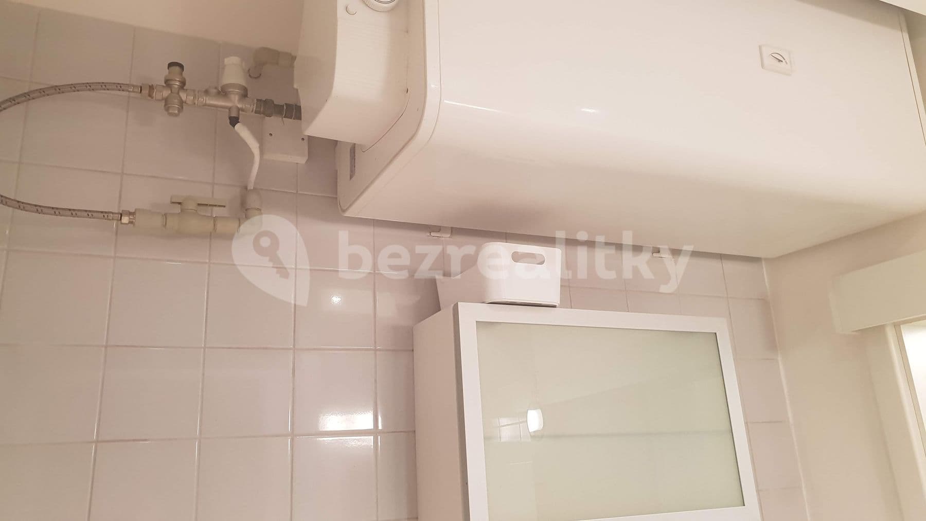 Pronájem bytu 1+kk 30 m², Turnovská, Praha, Praha Pronájem bytu 1+kk 30 m², Turnovská, Praha, Praha