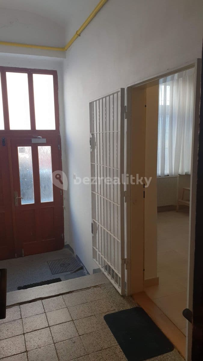 Pronájem bytu 1+kk 30 m², Turnovská, Praha, Praha Pronájem bytu 1+kk 30 m², Turnovská, Praha, Praha