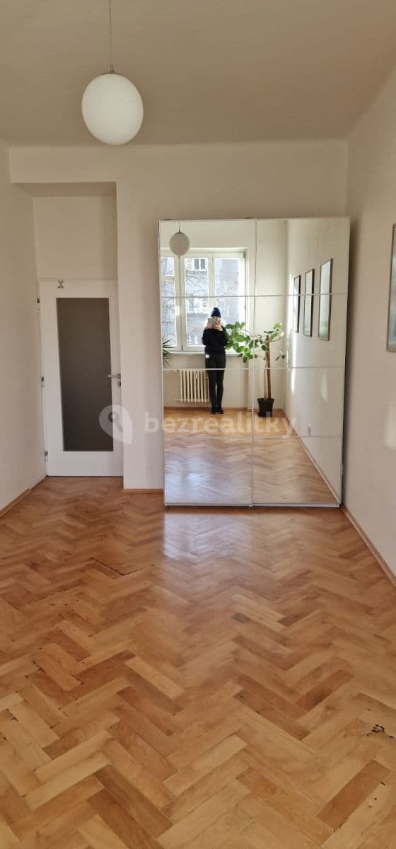 Pronájem bytu 2+1 63 m², Náměstí Jiřího z Lobkovic, Praha, Praha Pronájem bytu 2+1 63 m², Náměstí Jiřího z Lobkovic, Praha, Praha