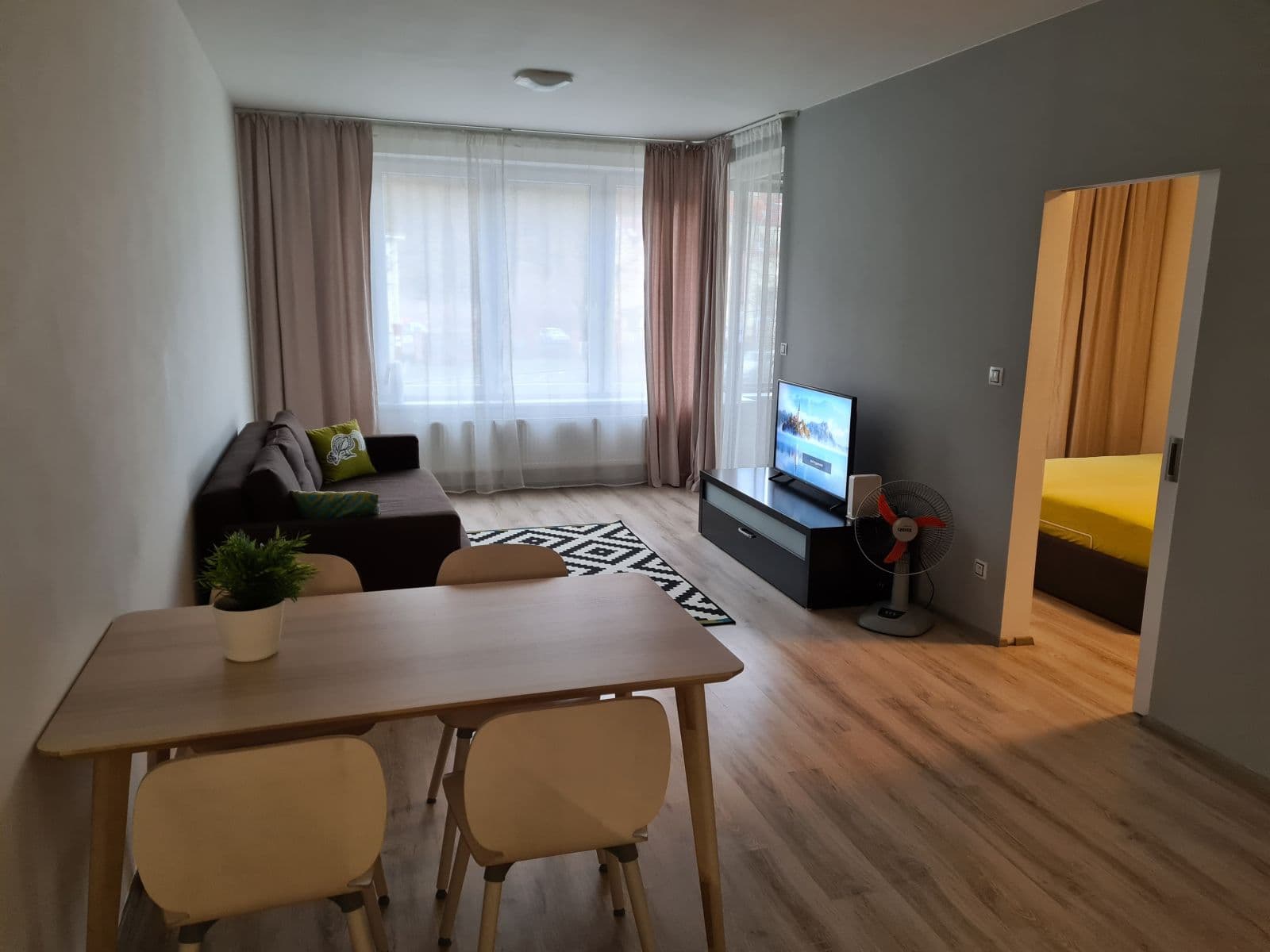 Pronájem bytu 2+kk 58 m², Pod radnicí, Praha, Praha Pronájem bytu 2+kk 58 m², Pod radnicí, Praha, Praha