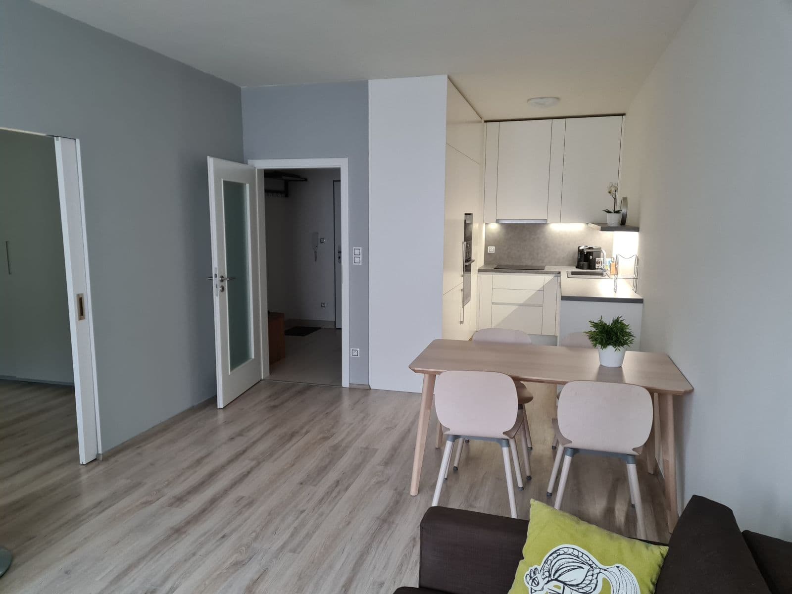 Pronájem bytu 2+kk 58 m², Pod radnicí, Praha, Praha Pronájem bytu 2+kk 58 m², Pod radnicí, Praha, Praha