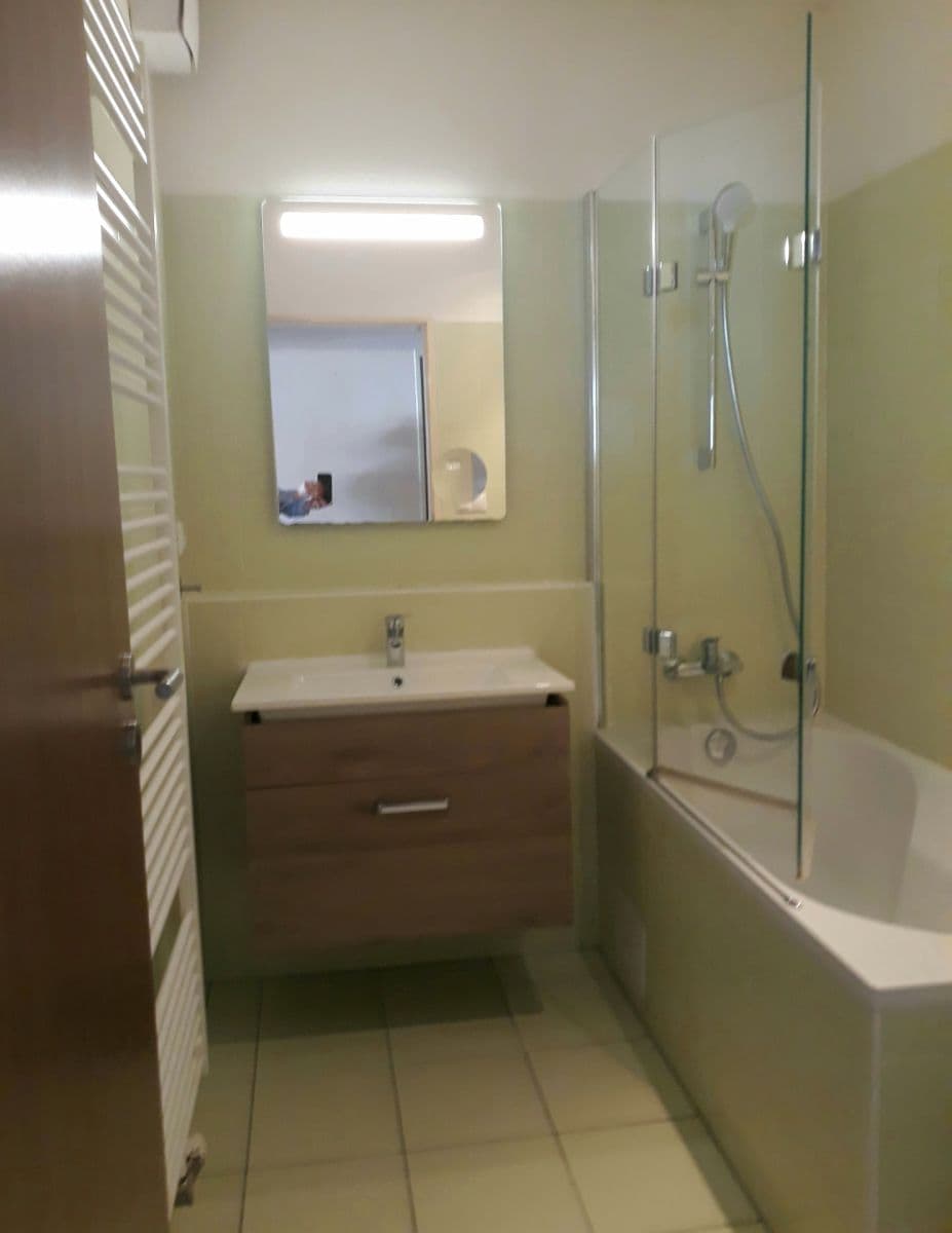 Prodej bytu 3+kk 63 m², Armádní, Milovice, Středočeský kraj Prodej bytu 3+kk 63 m², Armádní, Milovice, Středočeský kraj