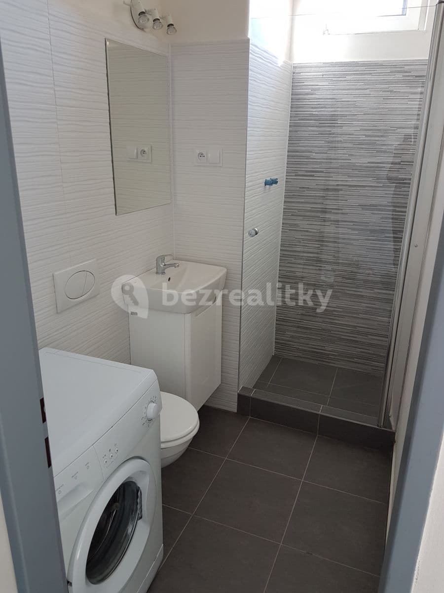Pronájem bytu 1+kk 29 m², Baarova, Praha, Praha Pronájem bytu 1+kk 29 m², Baarova, Praha, Praha