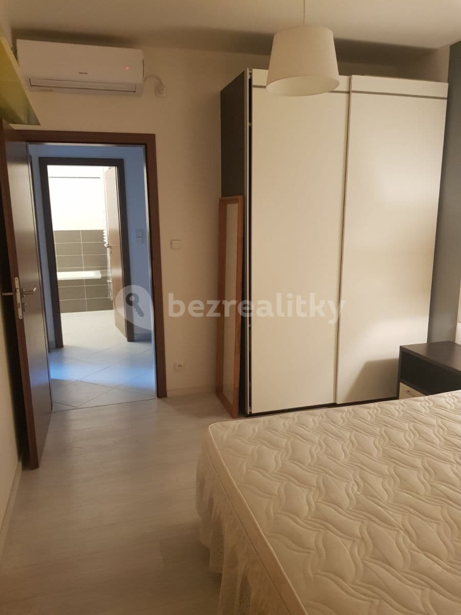 Pronájem bytu 2+kk 57 m², Pod Harfou, Praha, Praha Pronájem bytu 2+kk 57 m², Pod Harfou, Praha, Praha