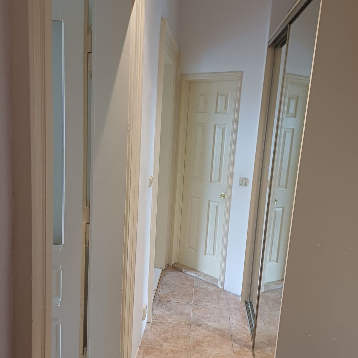 Pronájem bytu 1+1 42 m², Bulharská, Praha, Praha Pronájem bytu 1+1 42 m², Bulharská, Praha, Praha