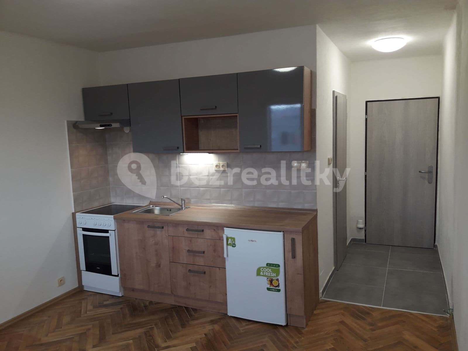 Pronájem bytu Garsoniéra 23 m², Částkova, Plzeň, Plzeňský kraj Pronájem bytu Garsoniéra 23 m², Částkova, Plzeň, Plzeňský kraj