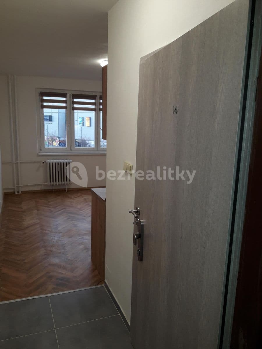 Pronájem bytu Garsoniéra 23 m², Částkova, Plzeň, Plzeňský kraj Pronájem bytu Garsoniéra 23 m², Částkova, Plzeň, Plzeňský kraj