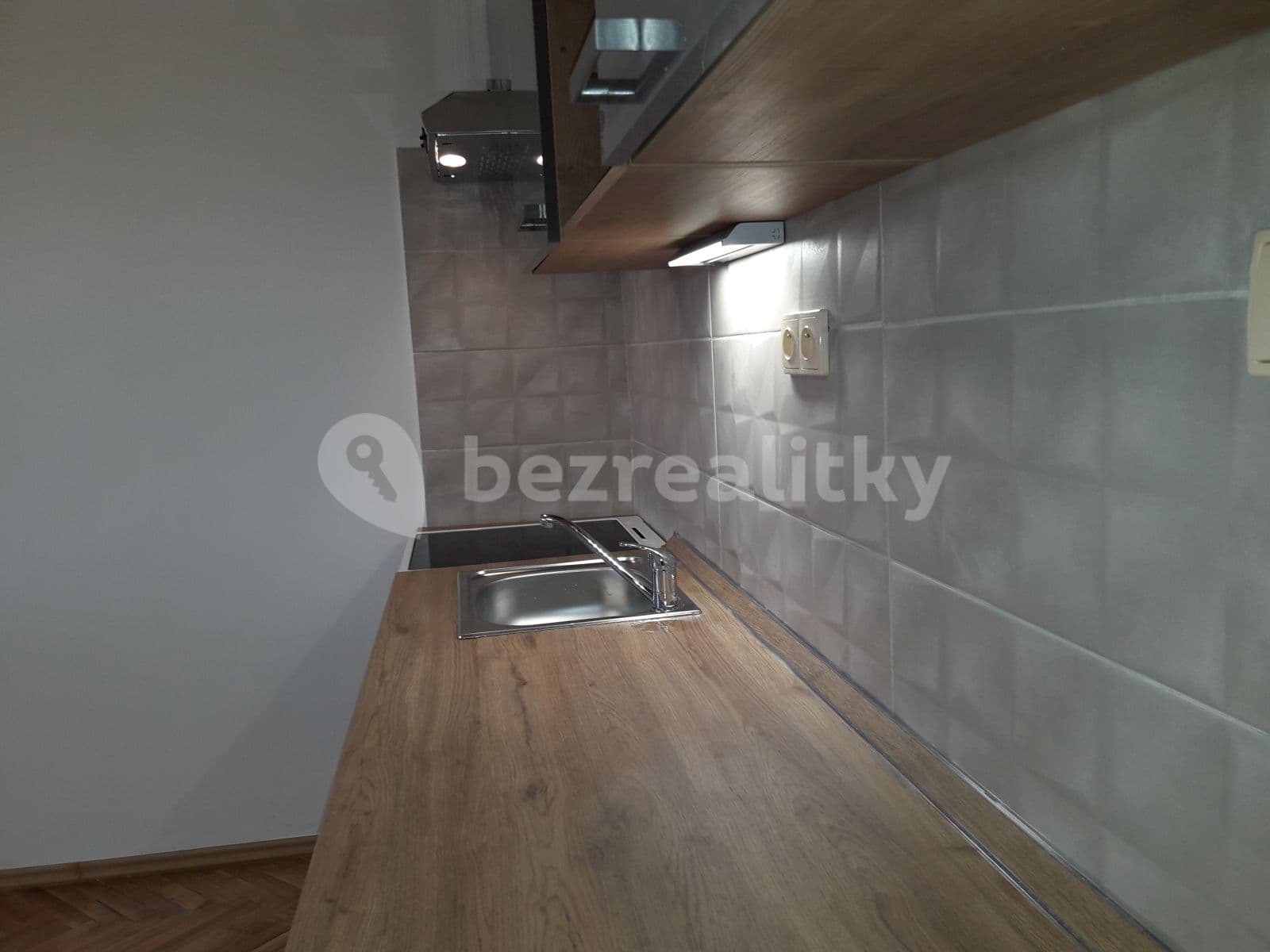 Pronájem bytu Garsoniéra 23 m², Částkova, Plzeň, Plzeňský kraj Pronájem bytu Garsoniéra 23 m², Částkova, Plzeň, Plzeňský kraj