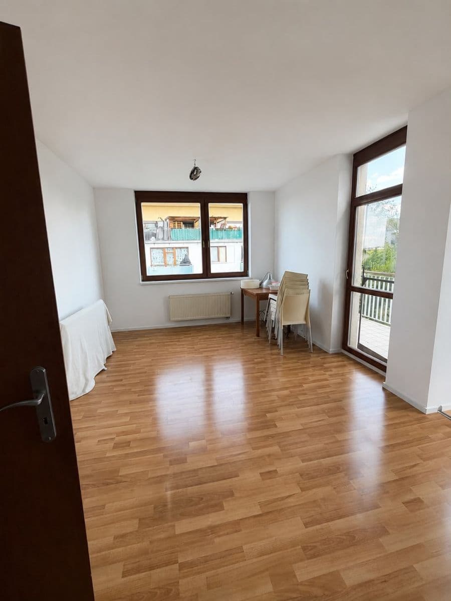 Pronájem bytu 2+kk 58 m², Laudonova, Praha, Praha Pronájem bytu 2+kk 58 m², Laudonova, Praha, Praha