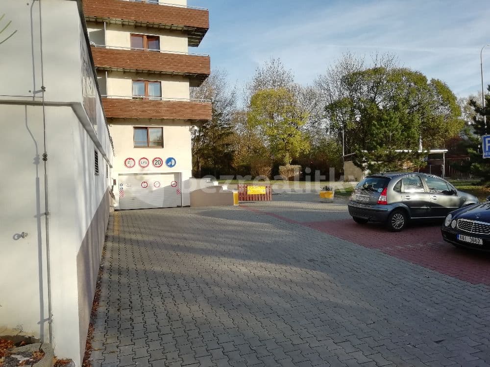 Pronájem bytu 1+kk 30 m², Švehlova, Praha, Praha Pronájem bytu 1+kk 30 m², Švehlova, Praha, Praha