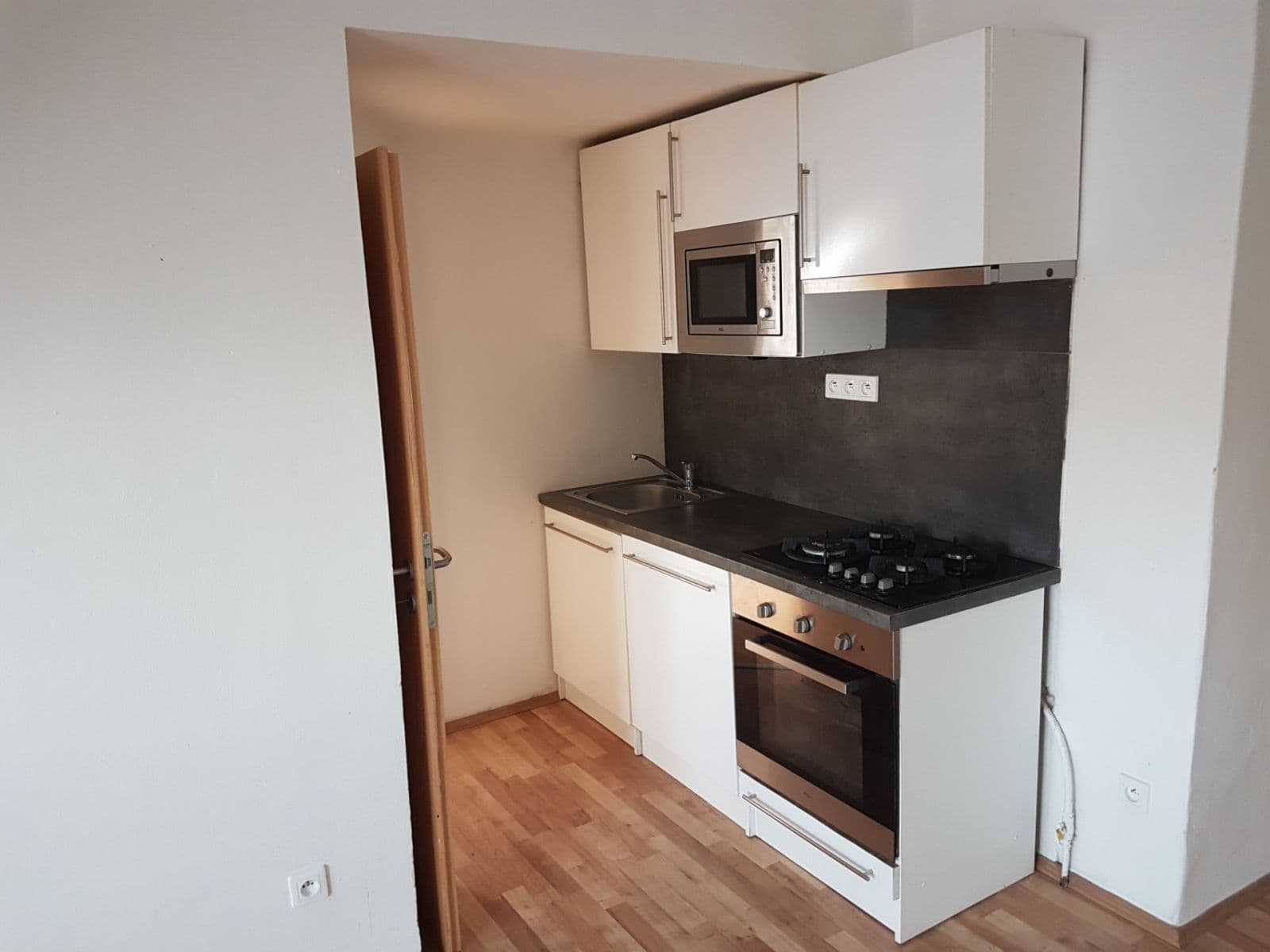 Pronájem bytu 3+kk 66 m², Baarova, Praha, Praha Pronájem bytu 3+kk 66 m², Baarova, Praha, Praha