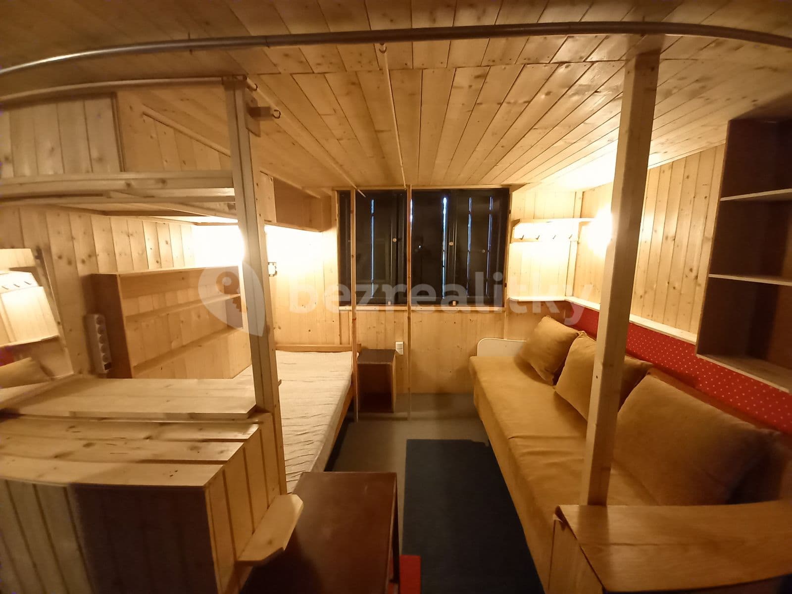 Prodej chaty, chalupy 26 m², pozemek 556 m², Chocerady, Středočeský kraj Prodej chaty, chalupy 26 m², pozemek 556 m², Chocerady, Středočeský kraj