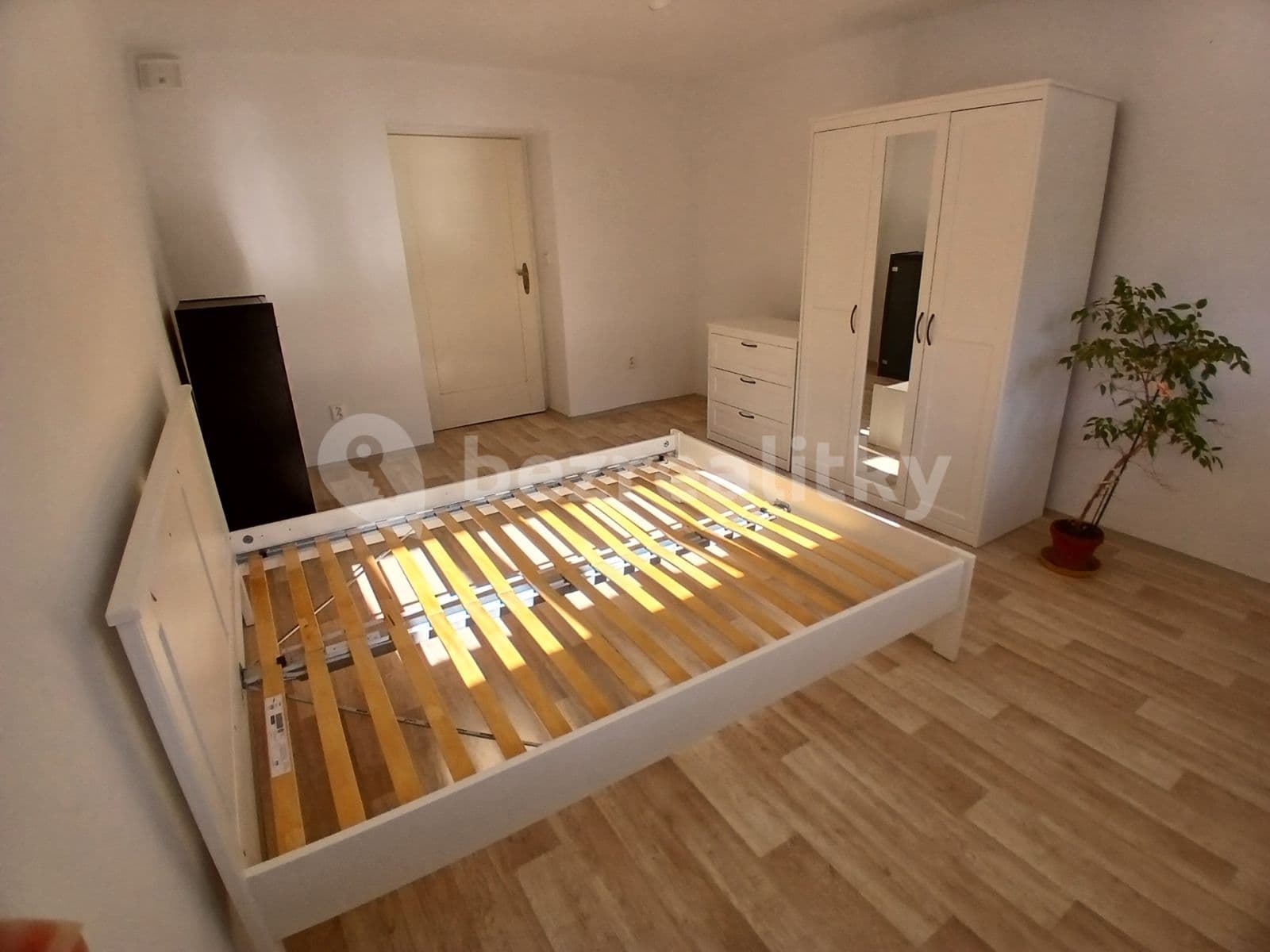 Pronájem bytu 3+kk 70 m², Čihákova, Poděbrady, Středočeský kraj Pronájem bytu 3+kk 70 m², Čihákova, Poděbrady, Středočeský kraj