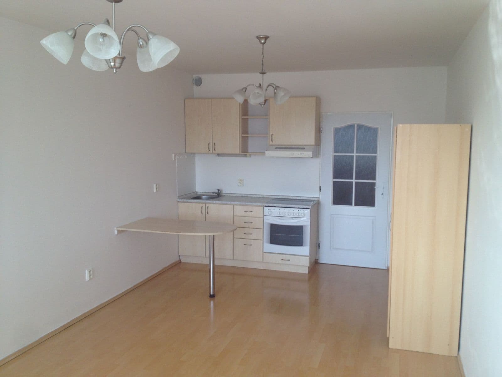 Pronájem bytu 1+kk 30 m², Štúrova, Praha, Praha Pronájem bytu 1+kk 30 m², Štúrova, Praha, Praha