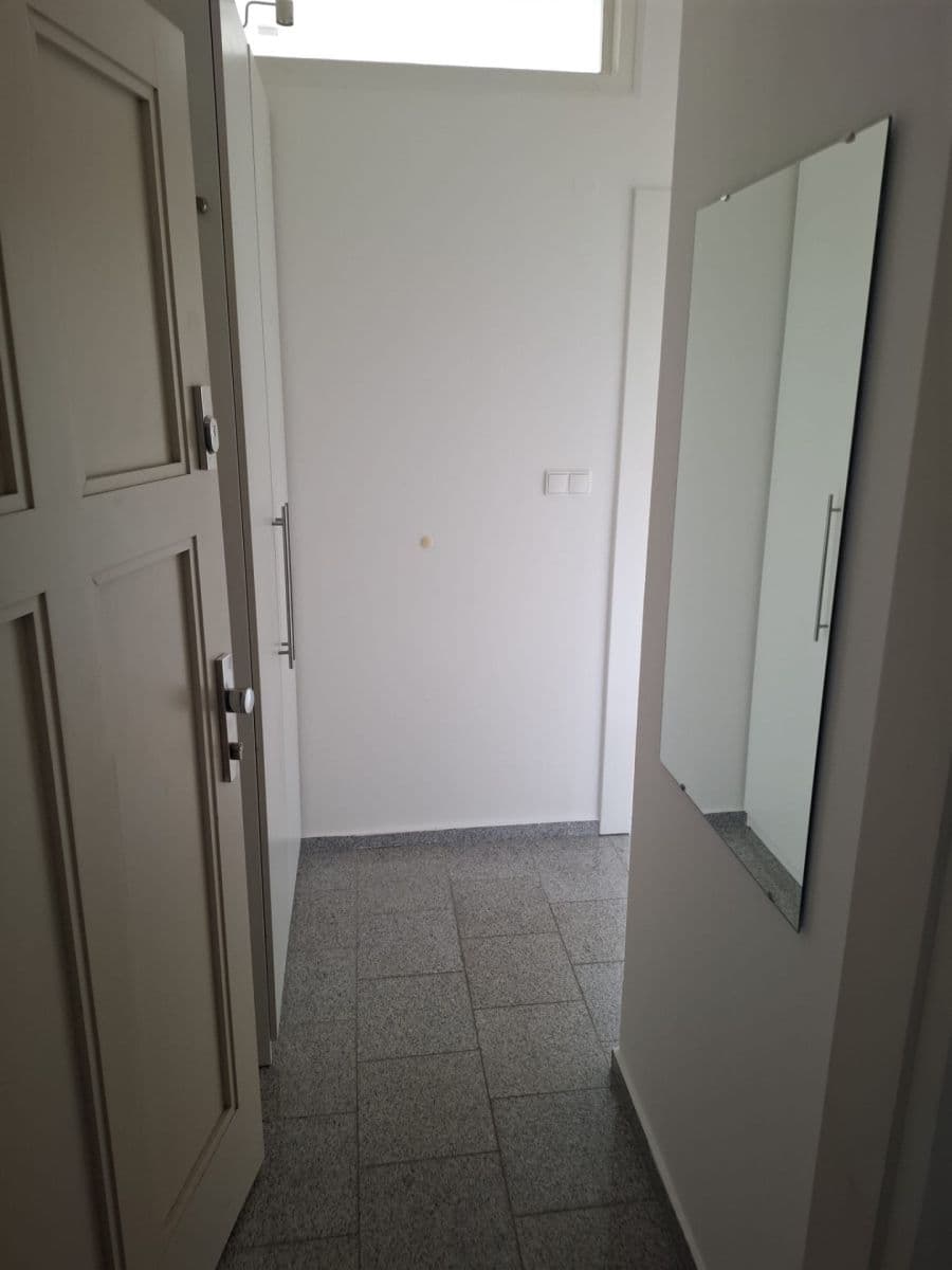 Pronájem bytu 2+kk 43 m², Starostrašnická, Praha, Praha Pronájem bytu 2+kk 43 m², Starostrašnická, Praha, Praha