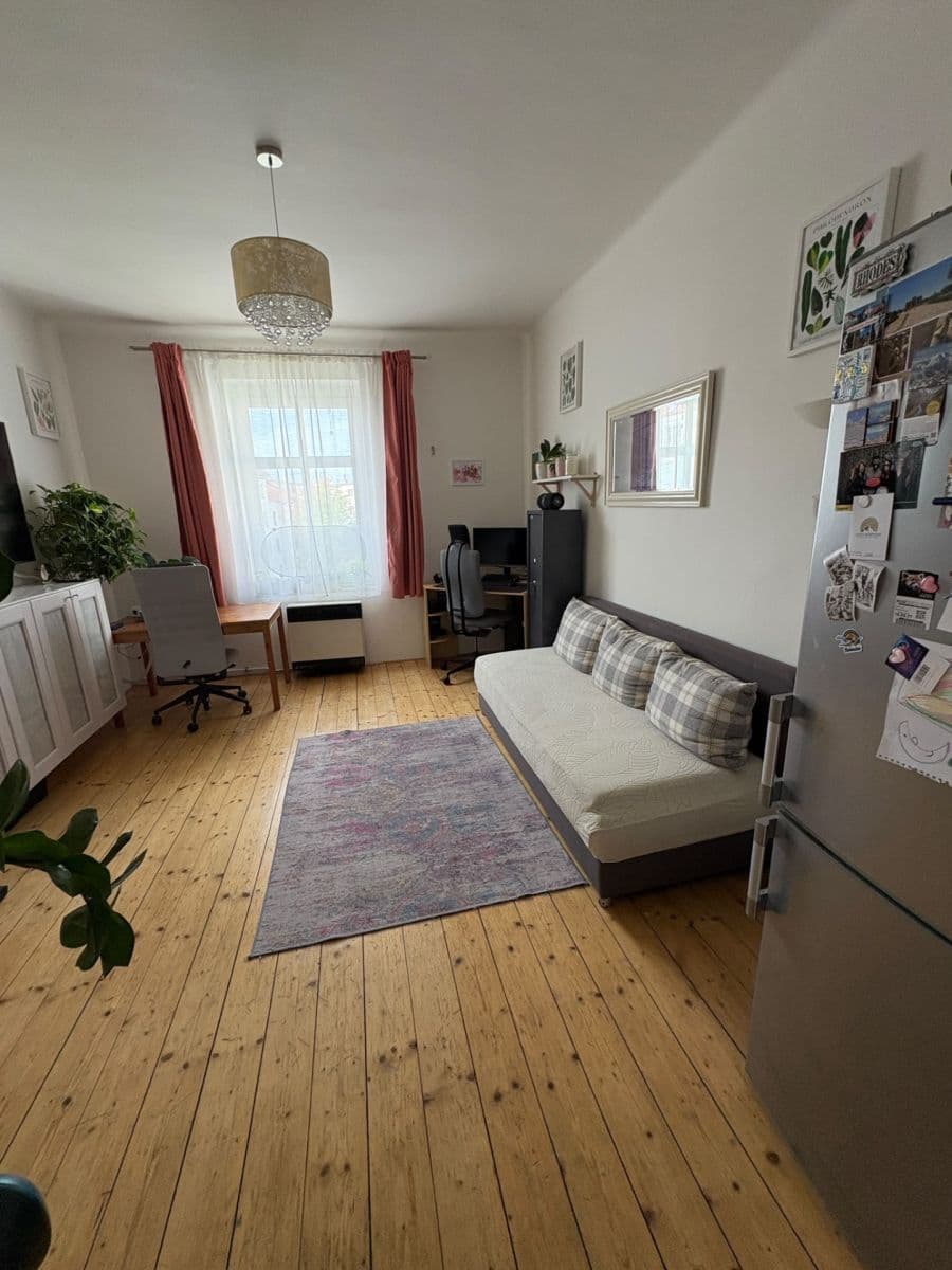 Pronájem bytu 2+kk 43 m², Starostrašnická, Praha, Praha Pronájem bytu 2+kk 43 m², Starostrašnická, Praha, Praha