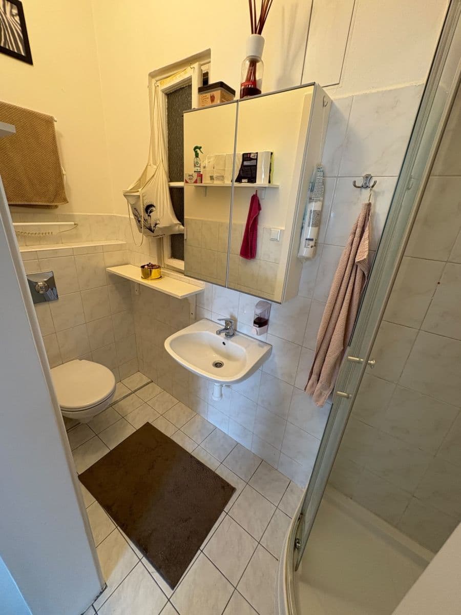 Pronájem bytu 2+kk 43 m², Starostrašnická, Praha, Praha Pronájem bytu 2+kk 43 m², Starostrašnická, Praha, Praha