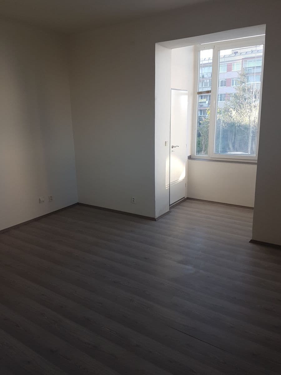 Pronájem bytu 1+kk 29 m², Baarova, Praha, Praha Pronájem bytu 1+kk 29 m², Baarova, Praha, Praha
