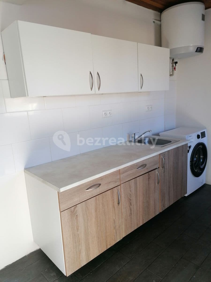 Pronájem domu 68 m², pozemek 148 m², Jalubí, Zlínský kraj Pronájem domu 68 m², pozemek 148 m², Jalubí, Zlínský kraj