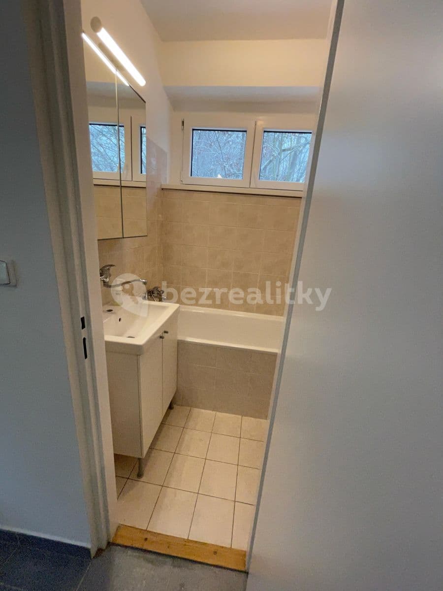 Pronájem bytu Garsoniéra 14 m², Pod Kesnerkou, Praha, Praha Pronájem bytu Garsoniéra 14 m², Pod Kesnerkou, Praha, Praha