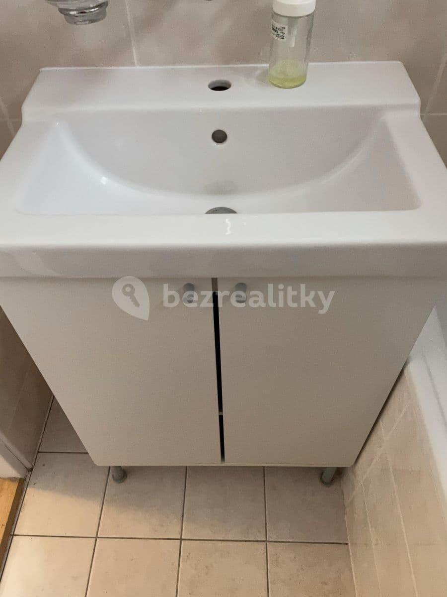 Pronájem bytu Garsoniéra 14 m², Pod Kesnerkou, Praha, Praha Pronájem bytu Garsoniéra 14 m², Pod Kesnerkou, Praha, Praha