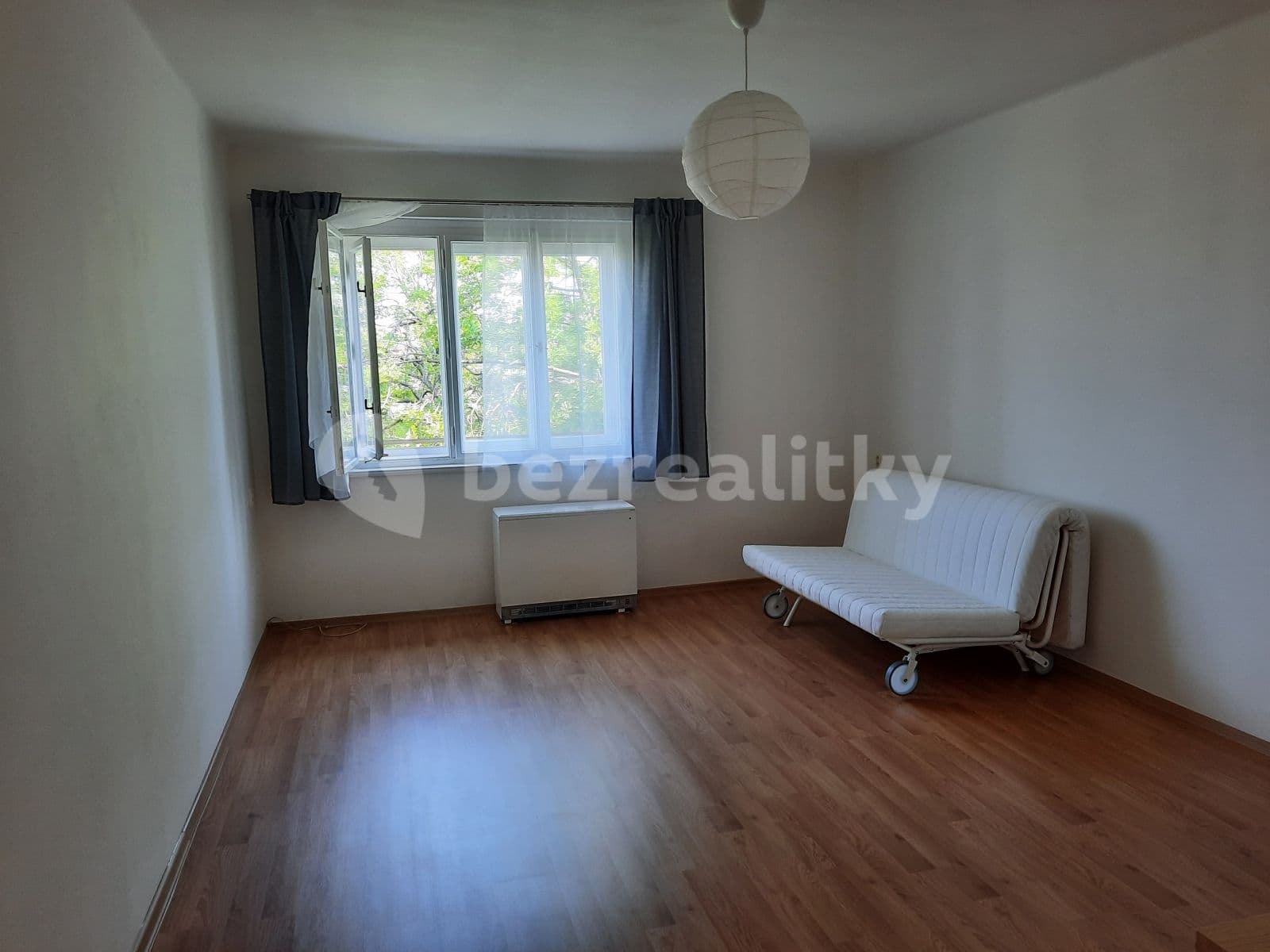 Pronájem bytu Garsoniéra 32 m², V Zálomu, Praha, Praha Pronájem bytu Garsoniéra 32 m², V Zálomu, Praha, Praha