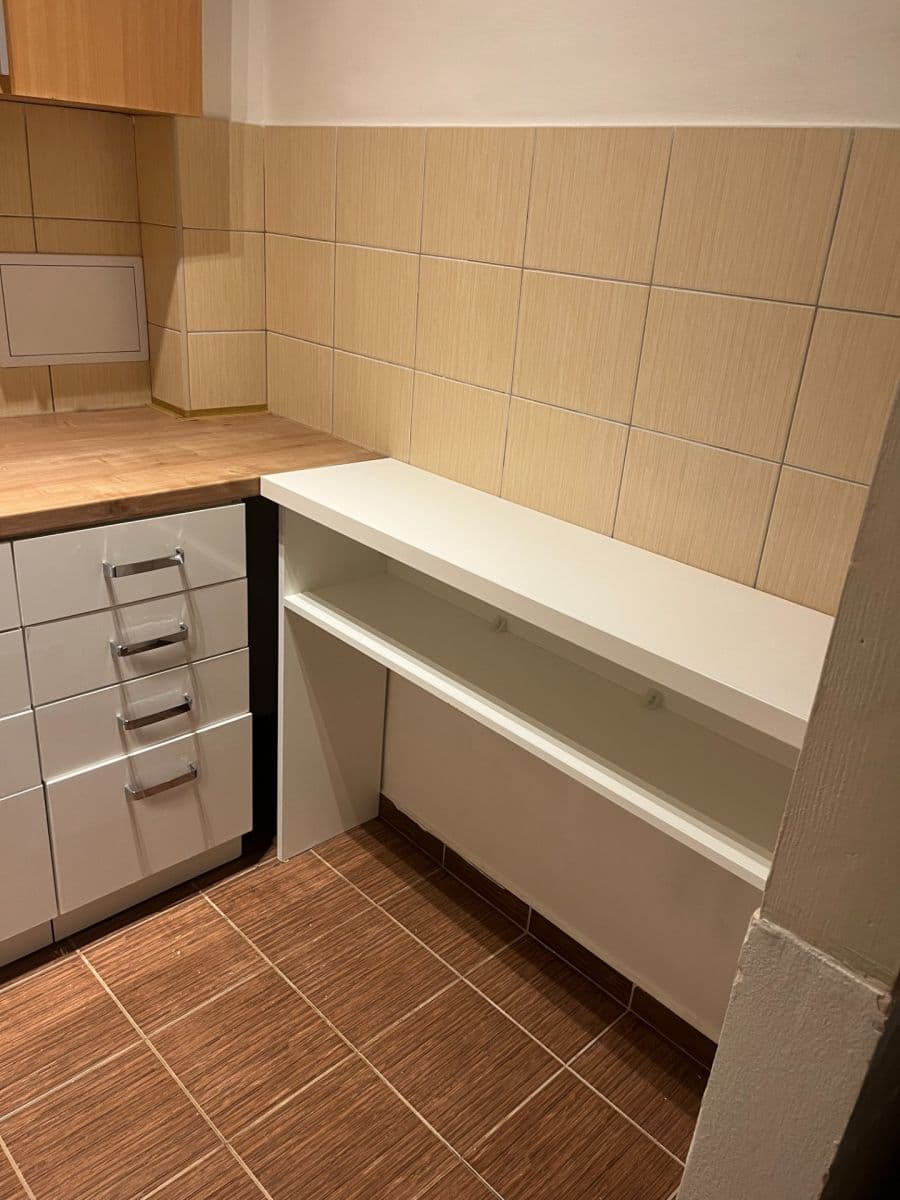 Pronájem bytu 1+kk 32 m², Na Rokytce, Praha, Praha Pronájem bytu 1+kk 32 m², Na Rokytce, Praha, Praha