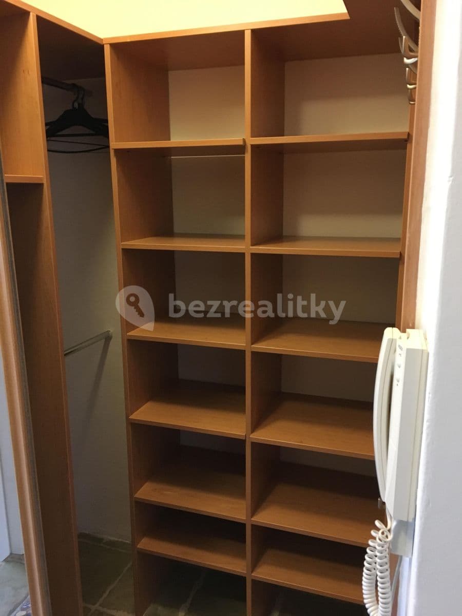 Pronájem bytu 1+kk 27 m², Za Mlýnem, Praha, Praha Pronájem bytu 1+kk 27 m², Za Mlýnem, Praha, Praha