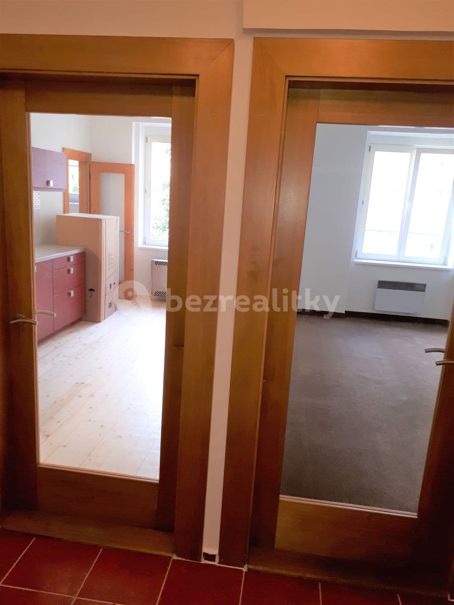 Pronájem bytu 1+1 43 m², U Křížku, Praha, Praha Pronájem bytu 1+1 43 m², U Křížku, Praha, Praha