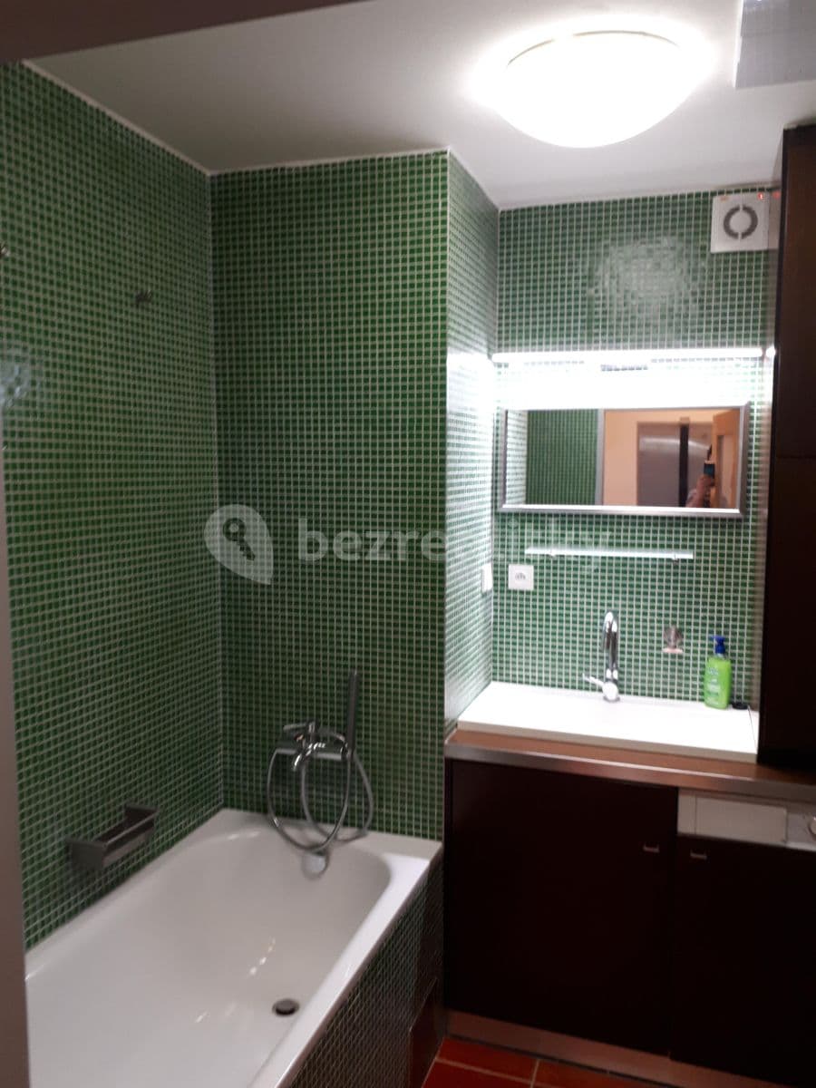 Pronájem bytu 1+1 43 m², U Křížku, Praha, Praha Pronájem bytu 1+1 43 m², U Křížku, Praha, Praha