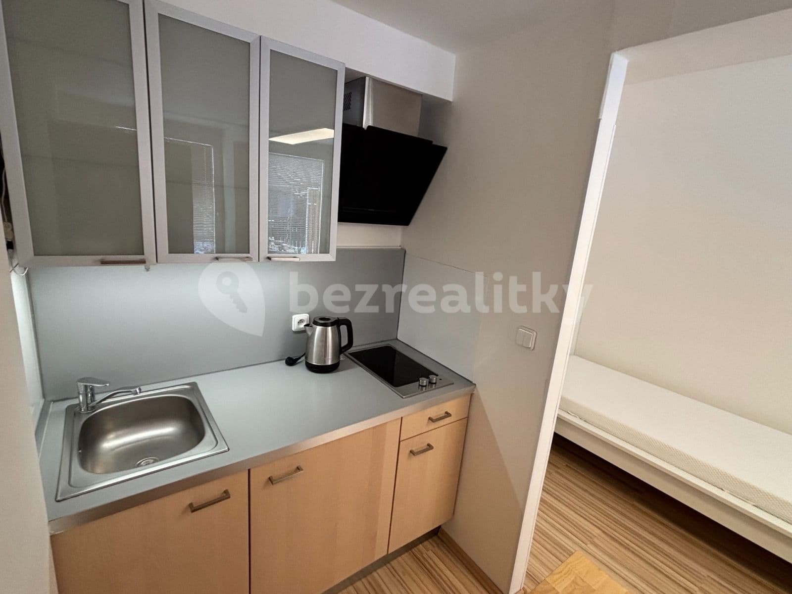 Pronájem bytu Garsoniéra 20 m², Březová, Praha, Praha Pronájem bytu Garsoniéra 20 m², Březová, Praha, Praha